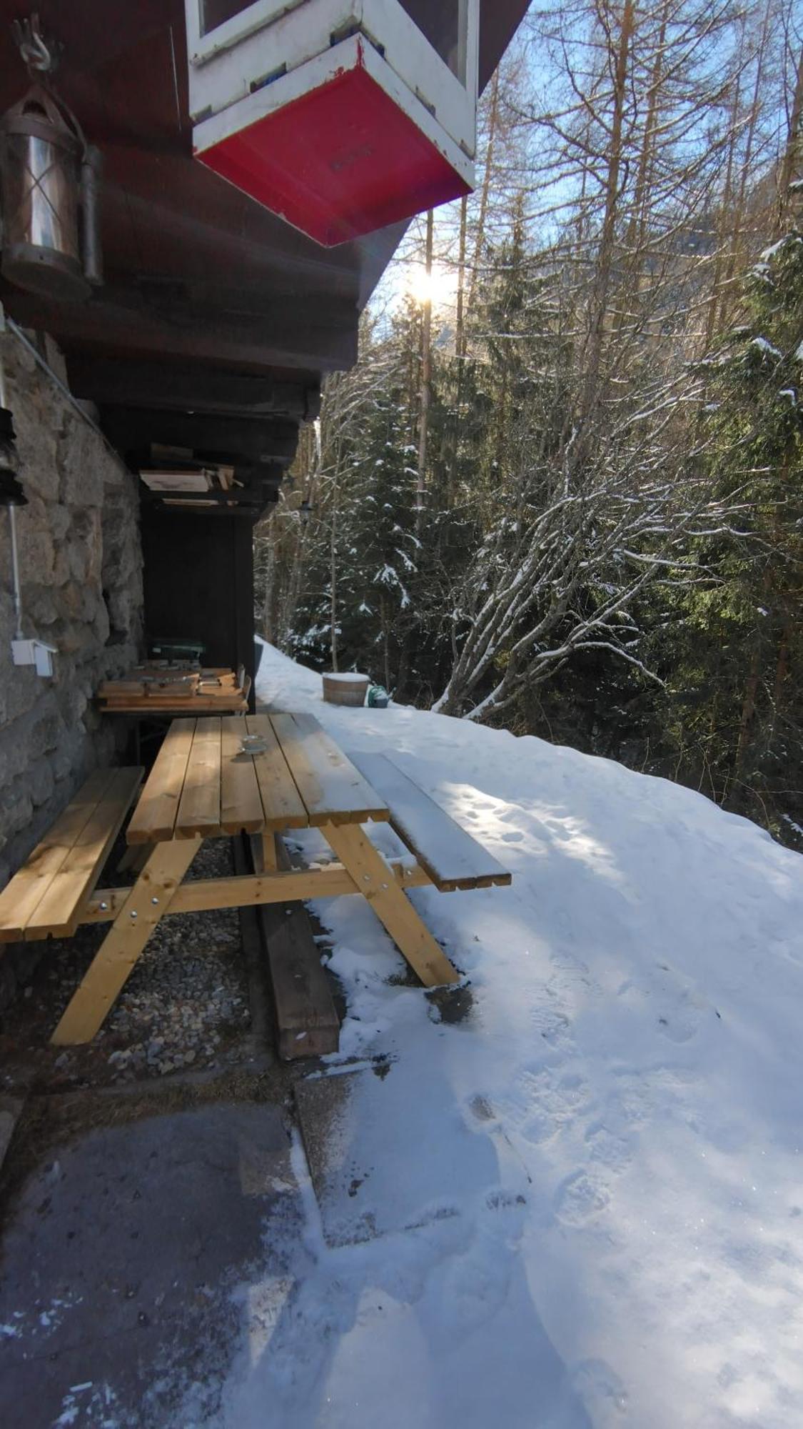 Petit Chalet Rustique Et Bucolique Bovernier Exterior foto